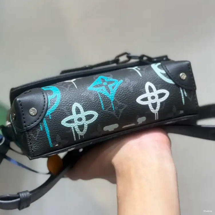 LV Bag 2211YA0005 0511